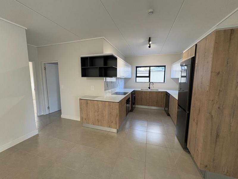 To Let 3 Bedroom Property for Rent in Richwood Western Cape